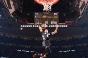 乐鱼体育登录-客场鏖战力克强敌 关键胜利锁定季后赛希望